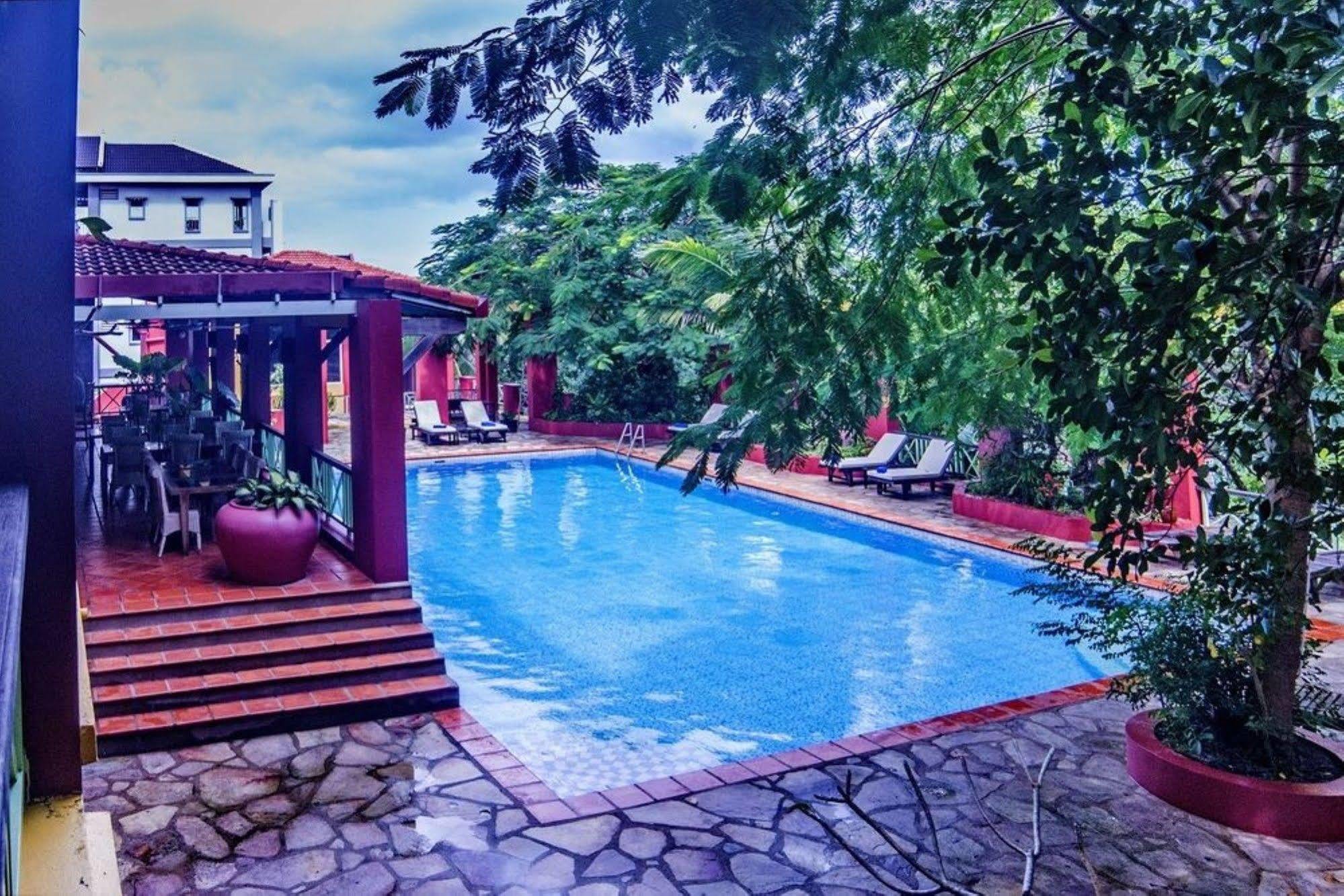 The Harbor Lights Palace Preăh Sihanŭk Zewnętrze zdjęcie