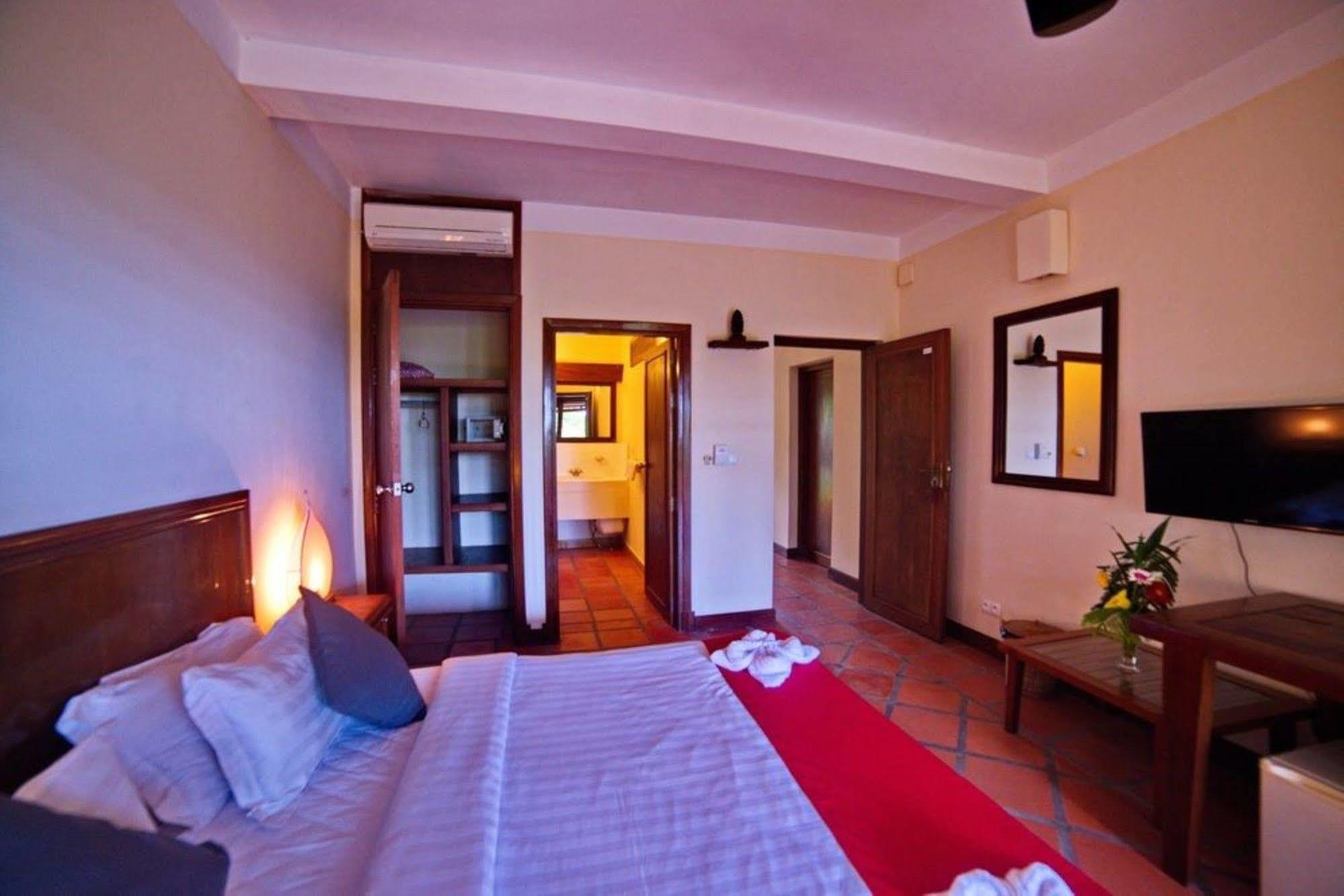 The Harbor Lights Palace Preăh Sihanŭk Zewnętrze zdjęcie