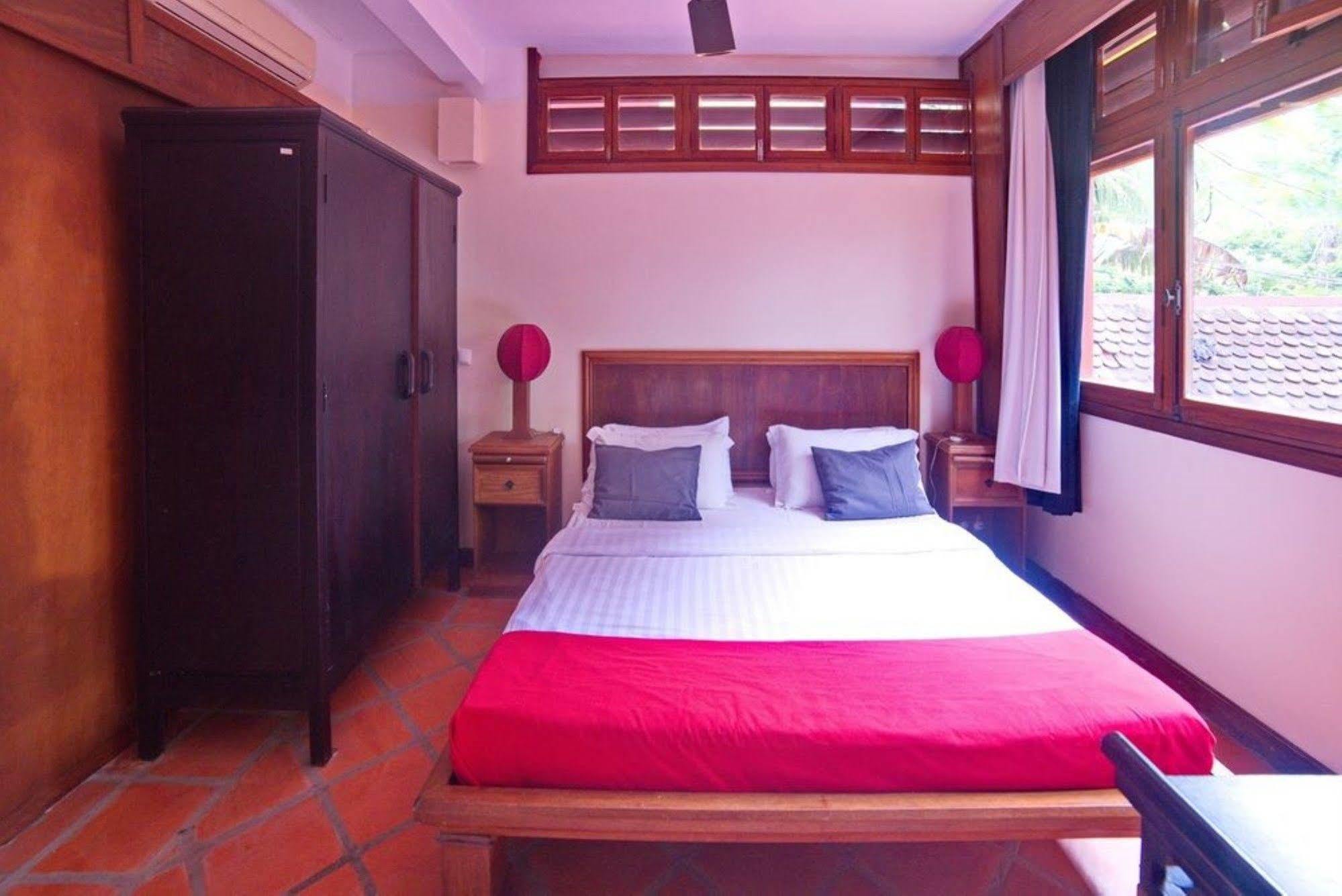 The Harbor Lights Palace Preăh Sihanŭk Zewnętrze zdjęcie