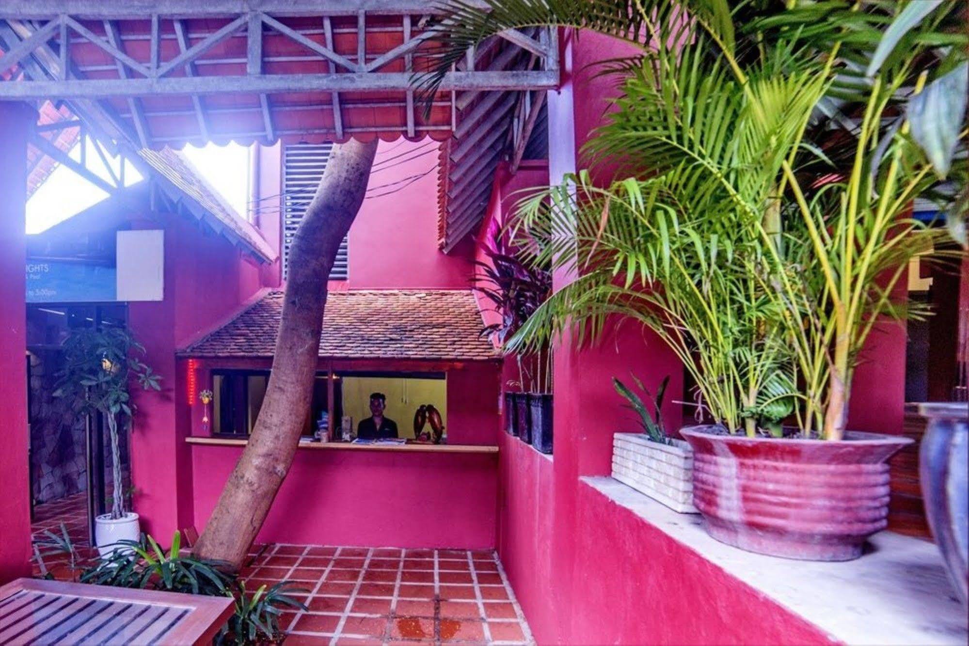 The Harbor Lights Palace Preăh Sihanŭk Zewnętrze zdjęcie